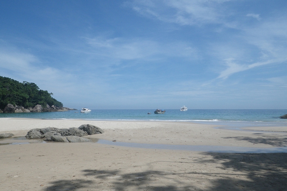 Praia deserta de Antiguinhos