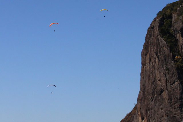 Paragliders Pedra do Baú