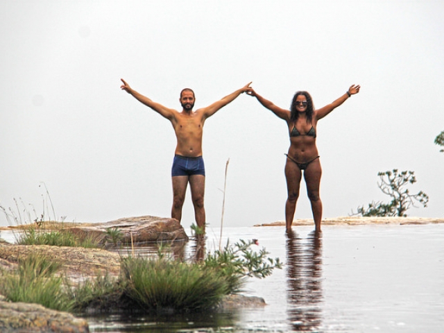Rosana e eu na borda da Cachoeira do Horizonte