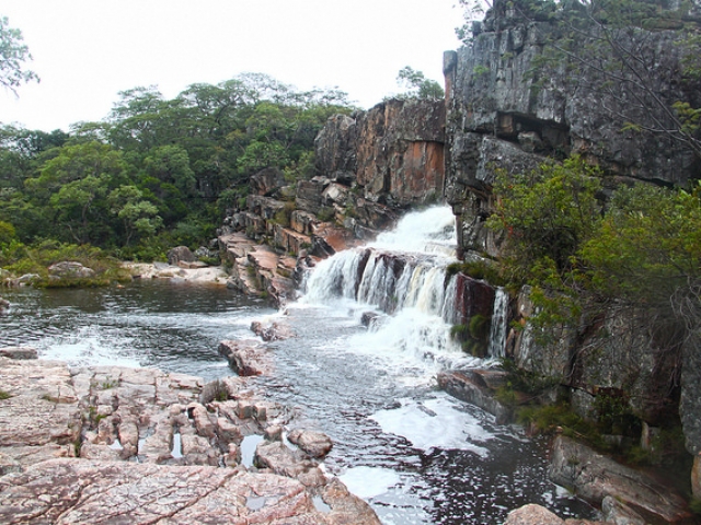 Uma das quedas da Cachoeira do Horizonte
