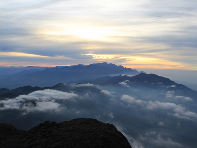 Vista do alto do Pico do Itaguaré
