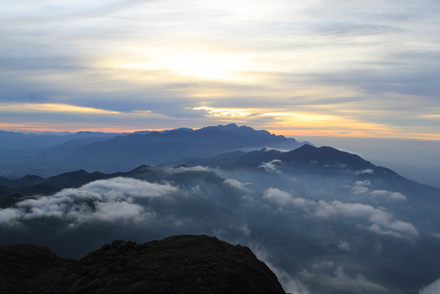 Vista do alto do Pico do Itaguaré
